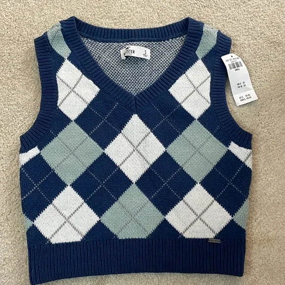 💗NWT HOLLISTER V NECK SWEATER VEST SIZE SMALL - Picture 1 of 4
